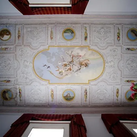 Le Stanze Del Vicere Boutique Neapel